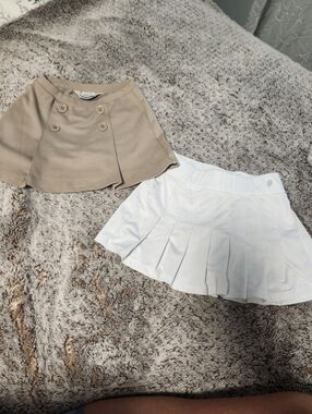 Kids Pleated Skorts in Beige and White Size 6'7